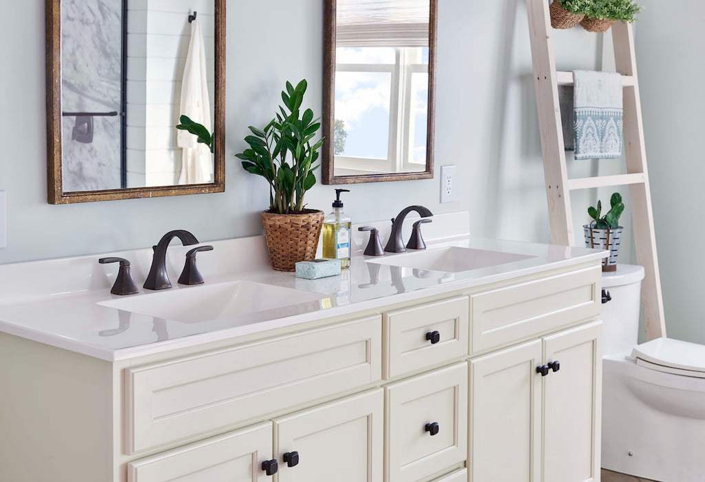 White Calcutta Bathroom with Dual Sinks Photo