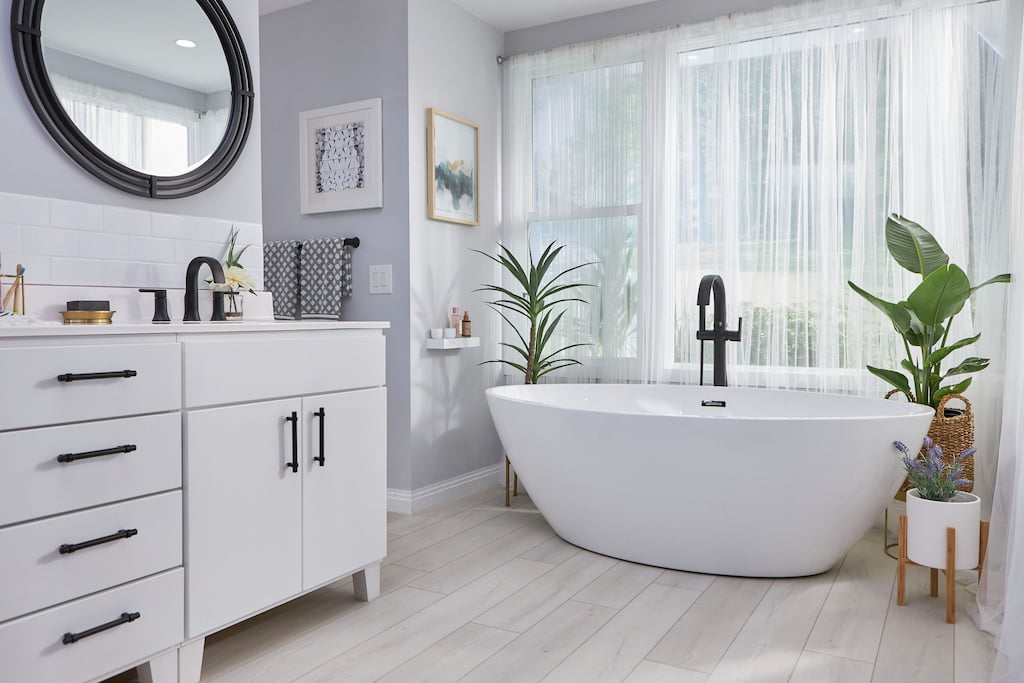 White Carrara Bathroom with Freestanding Tub Photo