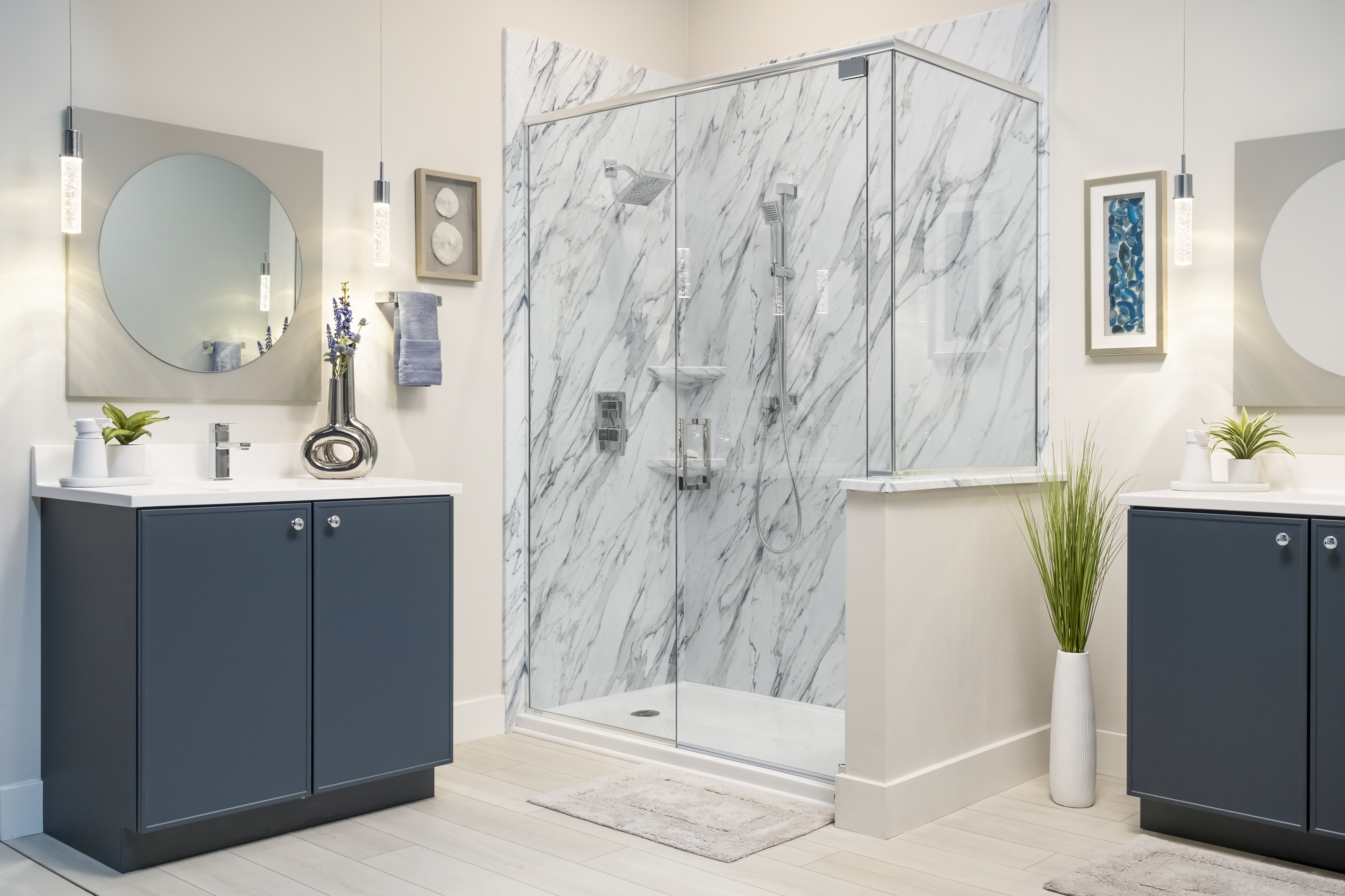 Calcutta Azure Contemporary Bathroom Photo